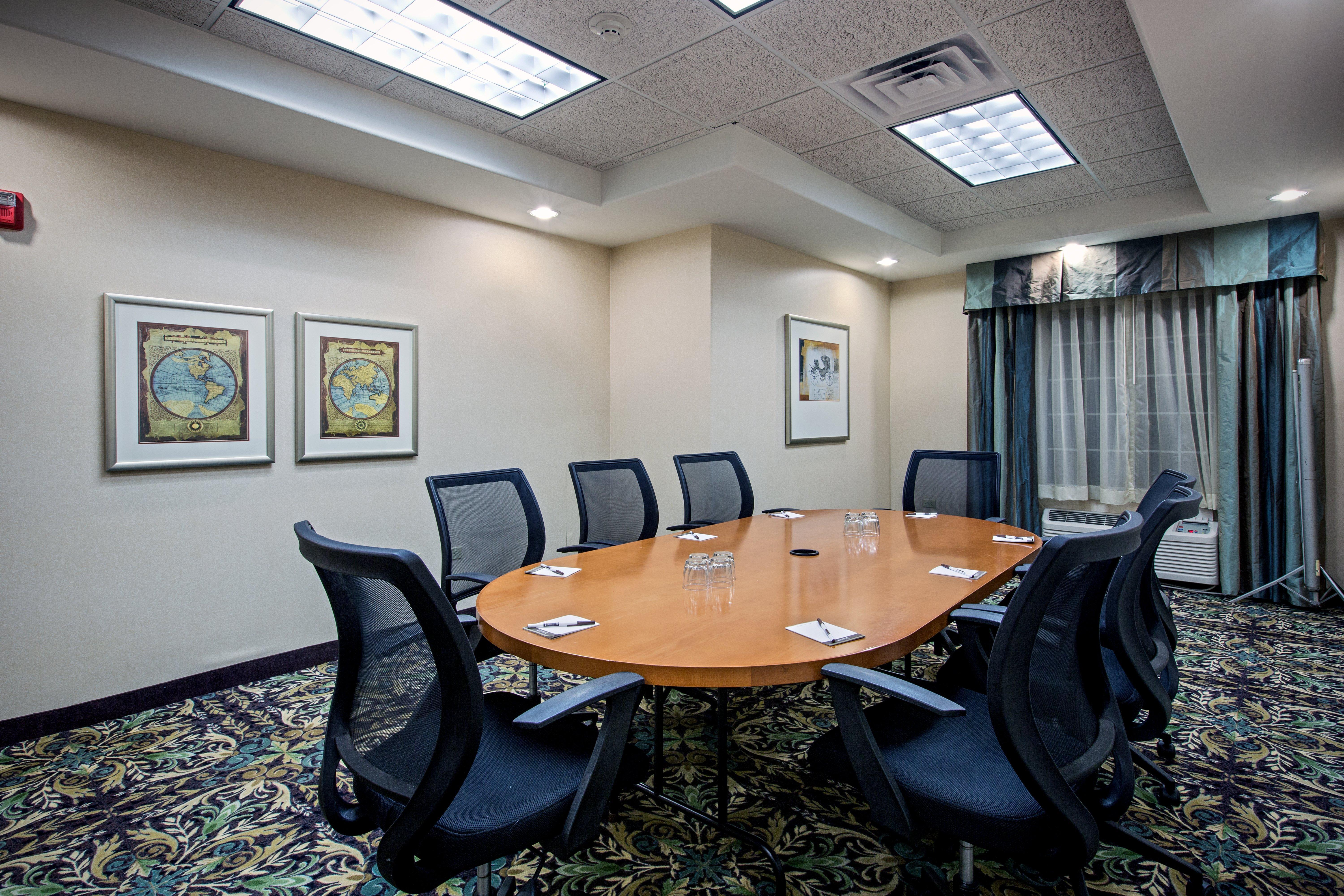 Staybridge Suites Rockford By Ihg Exterior foto