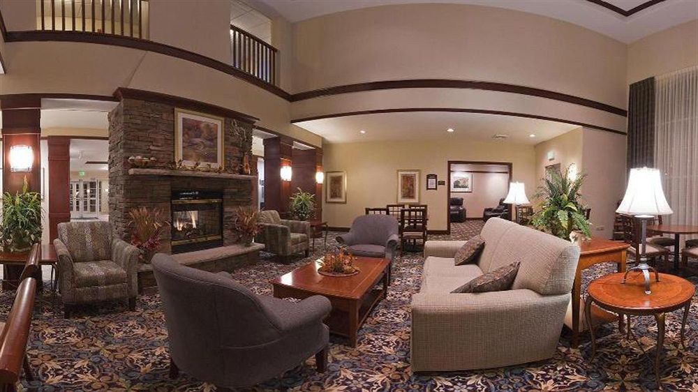 Staybridge Suites Rockford By Ihg Exterior foto