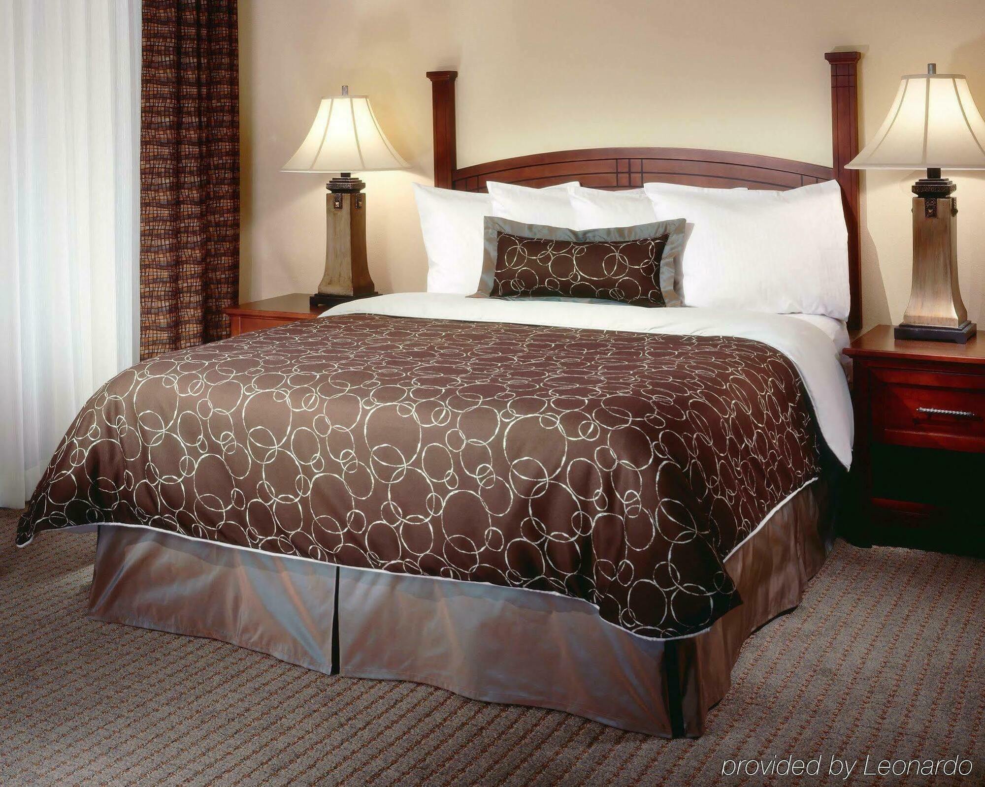 Staybridge Suites Rockford By Ihg Cameră foto